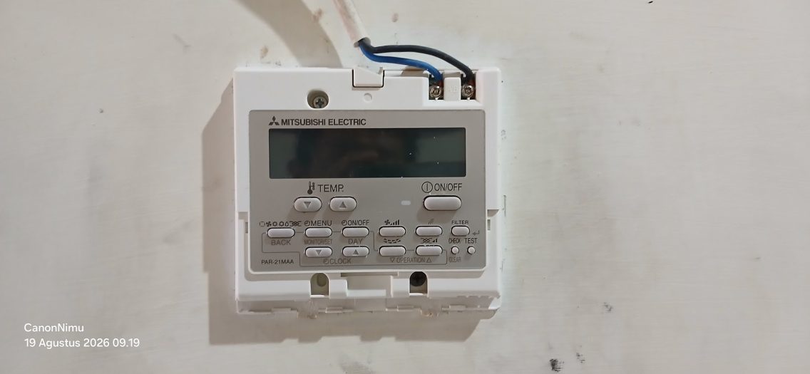 Dokumentasi Penggantian Controller AC Duct Mitsubishi 10 PK, untuk AC yang di atas Patung Bunda Maria